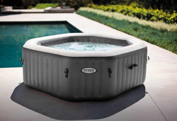 North Wales Pioneer: Inflatable Hot Tub & Accessories. Credit: Aldi