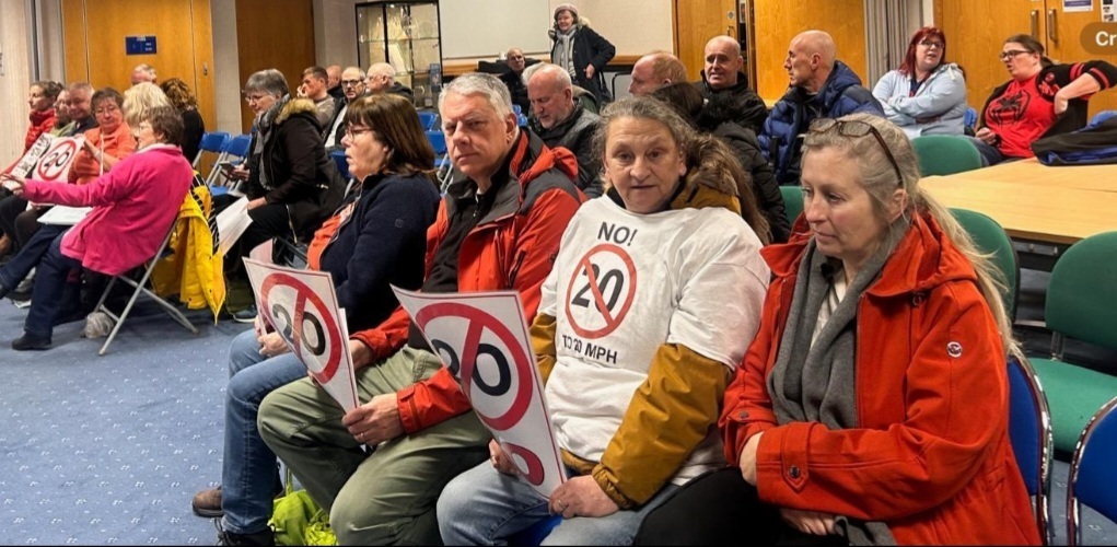 Despite the torrential rain, protesters turned out in their droves last night (Wednesday) at Conwy’s Bodlondeb HQ to campaign against some 20-mph roads in the county..